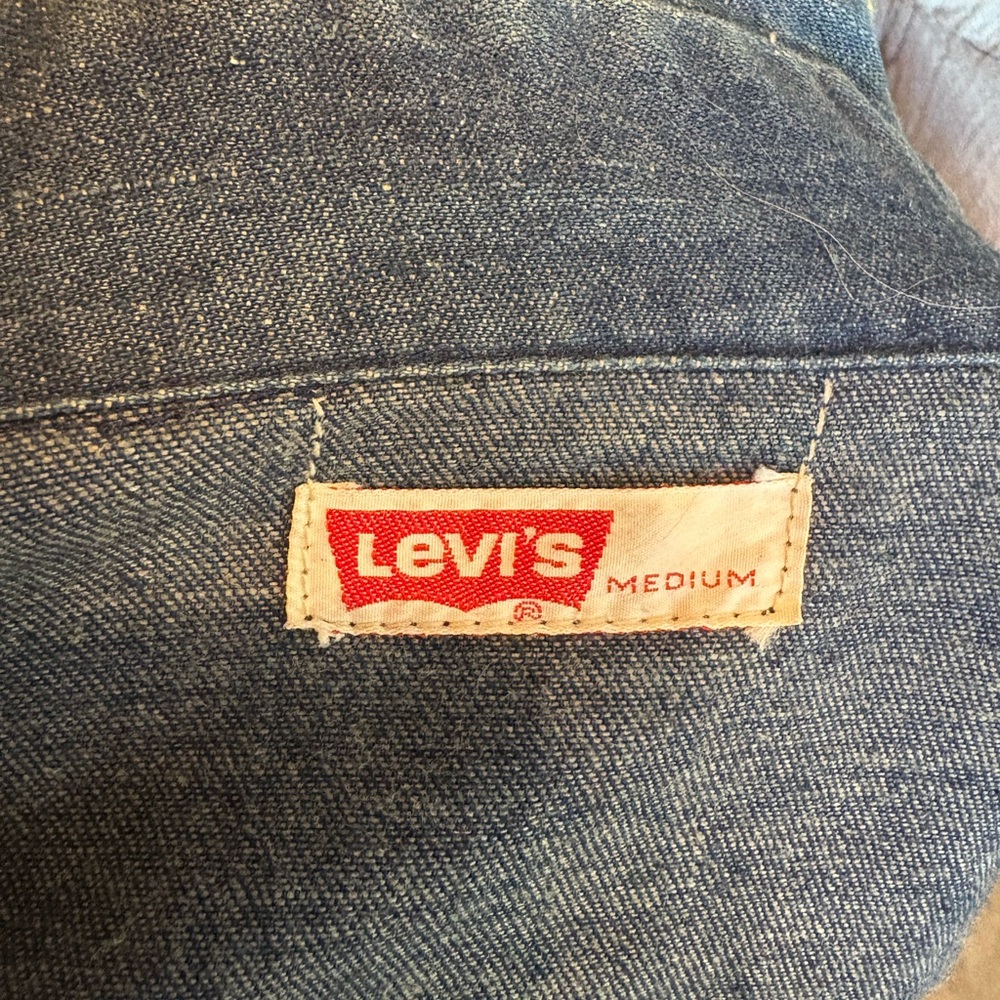 Vintage Levi's Blue Denim Shirt with Red Label - Picture 10 of 13
